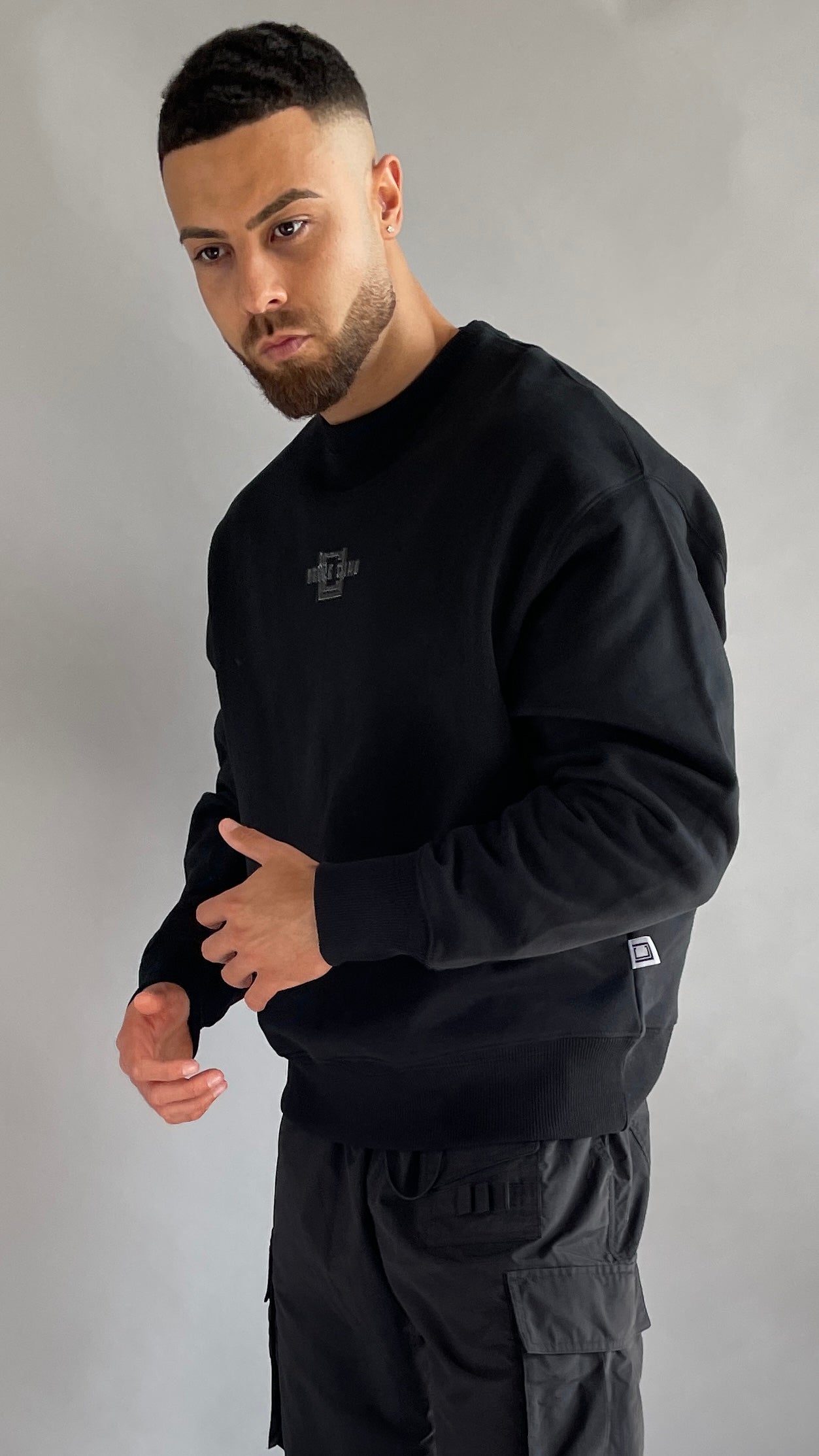 TruDat Sweater Black